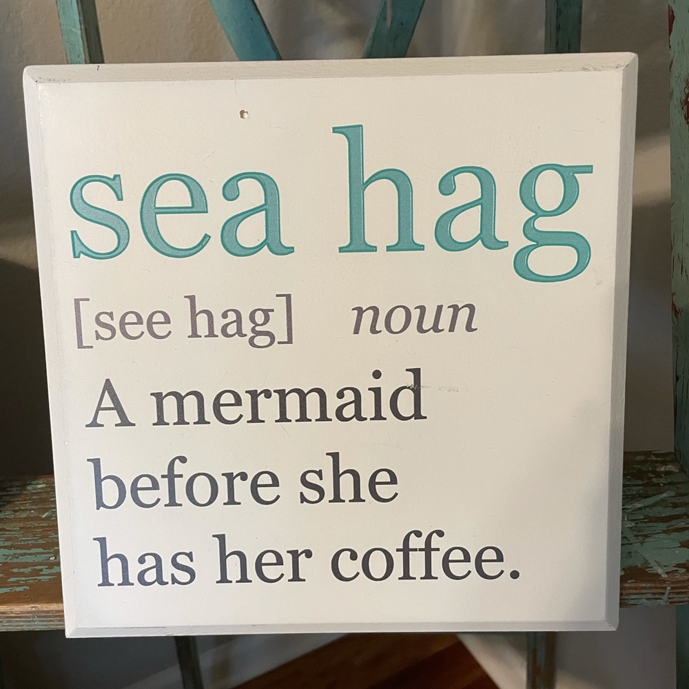 Table decorative plaque